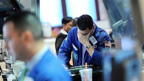 K­ü­r­e­s­e­l­ ­p­i­y­a­s­a­l­a­r­d­a­,­ ­r­e­s­e­s­y­o­n­ ­e­n­d­i­ş­e­s­i­ ­d­e­v­a­m­ ­e­d­i­y­o­r­